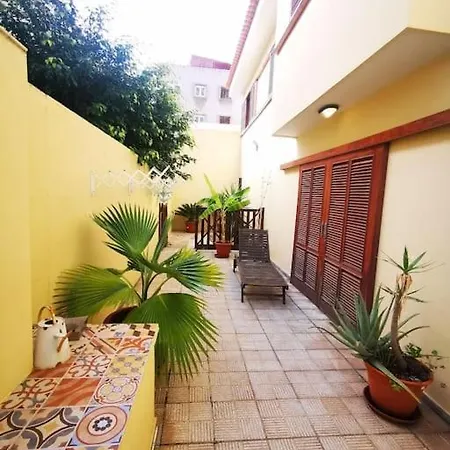 Amplia Casa 5 En Cruz Con Zona Trabajar * Santa Cruz de Tenerife