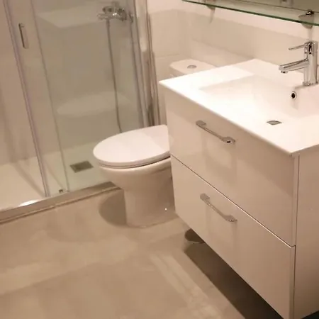 Amplia Casa 5 En Cruz Con Zona Trabajar Санта-Крус-де-Тенерифе